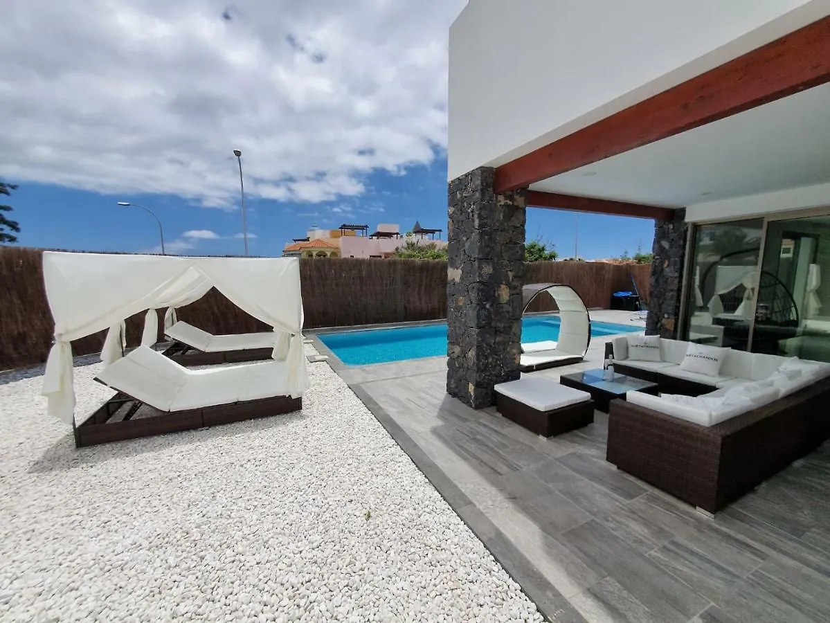 Villa De Lujo En Resort Portofino 洛斯克里斯蒂亚诺斯 西班牙